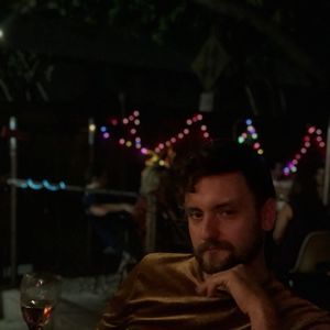 Meet your Posher, Adam